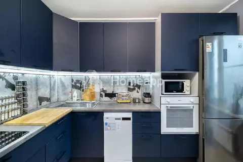 Продается 2-комнатная квартира