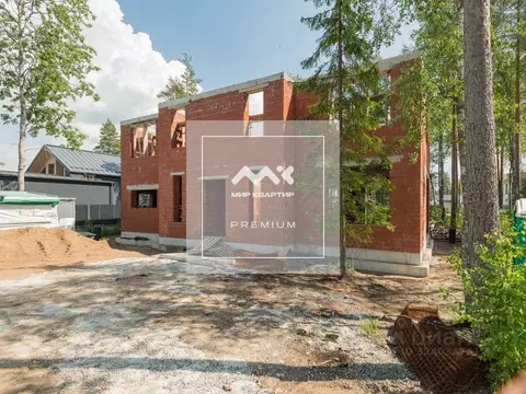 Дом в Ленинградская область, Выборгский район, Первомайское с/пос, ...