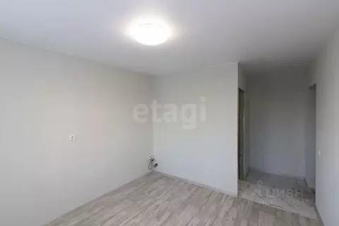 Комната Тюменская область, Тюмень ул. 50 лет Октября, 63а (17.2 м)