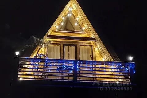 Дом в Псковская область, Пушкиногорье городское поселение, д. Авдоши ...