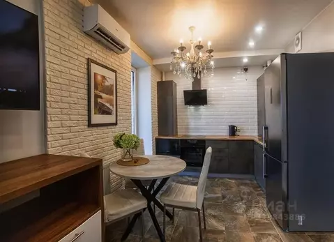 Студия Смоленская область, Смоленск бул. Гагарина, 8 (42.0 м)