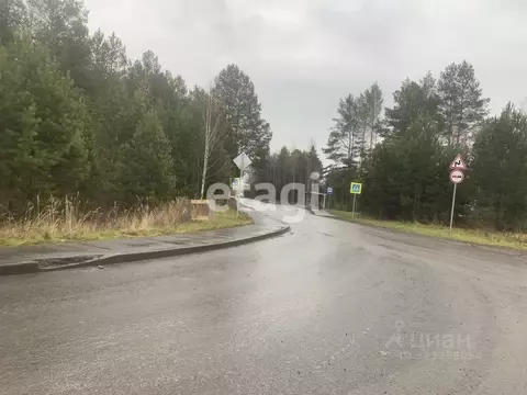 Участок в Тюменская область, Тюмень Ясень садовое товарищество, ул. ...