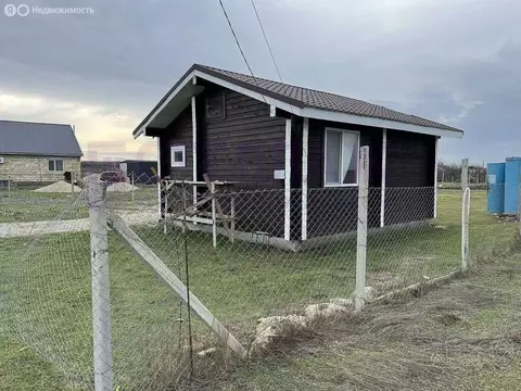 Дом в Владиславовка, Полевая улица (35 м)