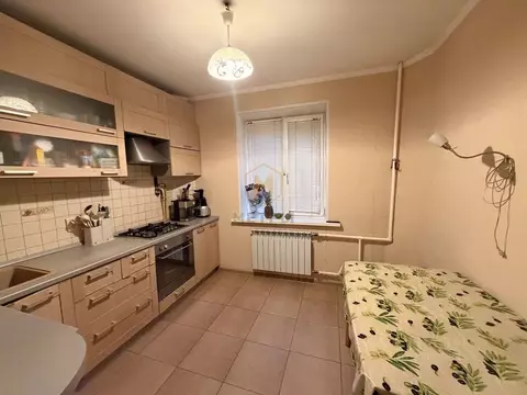 3-к кв. Белгородская область, Белгород 10-й мкр, ул. Спортивная, 2 ...