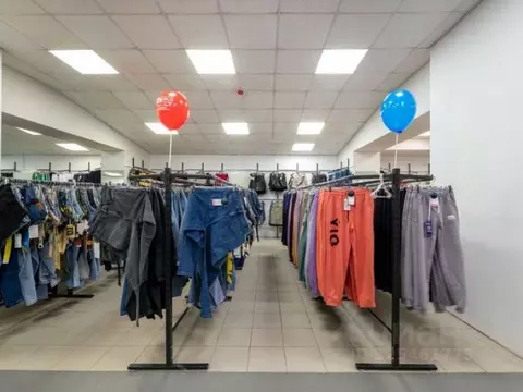 Торговая площадь в Санкт-Петербург, Санкт-Петербург, Пушкин Московская ...