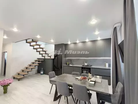 Дом в Крым, Симферопольский район, Добровское с/пос, с. Пионерское ул. ...