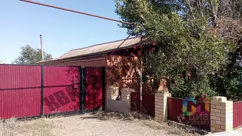 Дом в Калмыкия, Целинный район, с. Вознесеновка ул. Ленина (115 м)