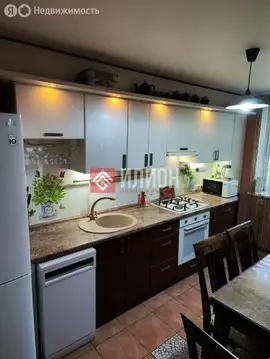 3-комнатная квартира: Севастополь, Карантинная улица, 16 (74.1 м)