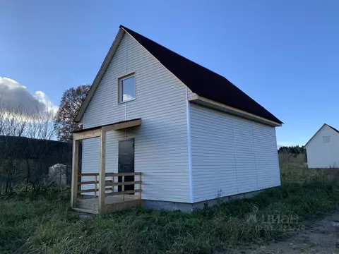 Дом в Ленинградская область, Гатчинский район, д. Луйсковицы  (80 м)