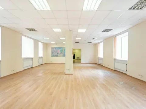 Офис в Санкт-Петербург Заозерная ул., 8 (240 м)
