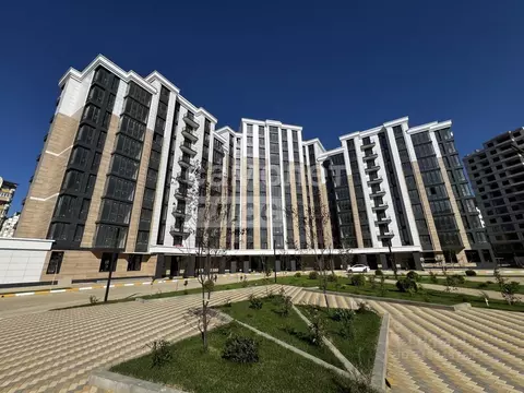 2-к кв. Дагестан, Каспийск ул. Магомедали Магомеджановa, 16/1 (59.1 м)