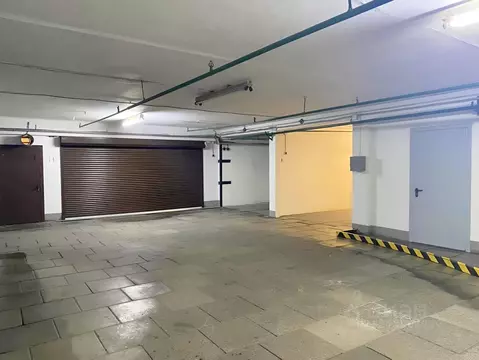 Гараж в Москва ул. Каховка, 30 (18 м)