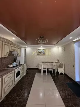 Дом в Северная Осетия, Беслан Правобережный район, ул. Сигова (215 м)