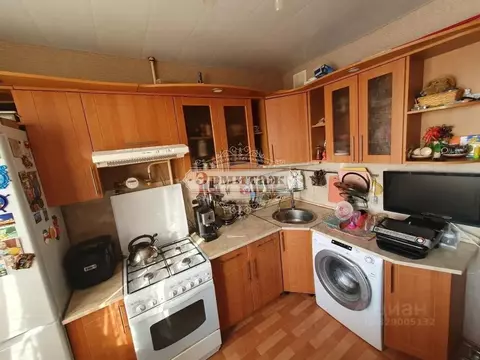 3-к кв. Курганская область, Курган Заозерный жилрайон, 1-й мкр, ул. ...