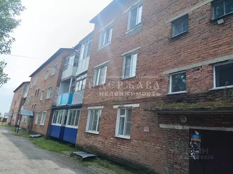 2-к кв. Кемеровская область, Промышленная пгт ул. Чапаева, 6 (50.1 м)