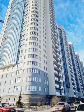 4-к кв. Санкт-Петербург ул. Маршала Казакова, 68к1 (99.9 м)