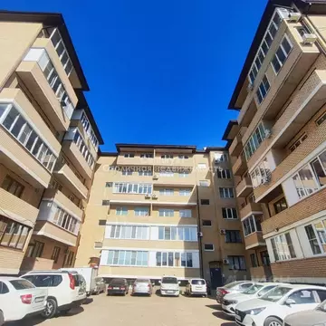 Студия Краснодарский край, Краснодар ул. Им. Сорока А.М., 2 (26.3 м)