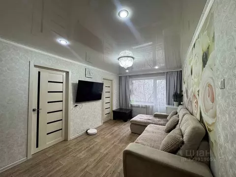 4-к кв. Хакасия, Абакан ул. Итыгина, 3 (61.0 м)