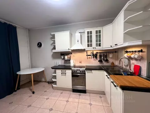 2-к кв. Москва пос. Знамя Октября, Родники мкр, 1 (64.0 м)