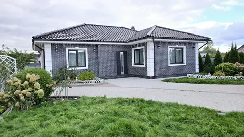 Дом в Калининградская область, Зеленоградск ул. Конструктивная (137 м)