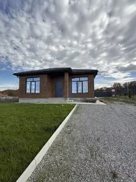 Дом в Краснодарский край, Северский район, Азовское с/пос, Азовская ...