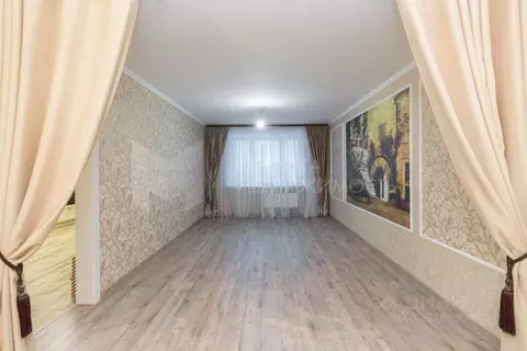 3-к кв. Тюменская область, Тюмень ул. Федюнинского, 62 (86.0 м)