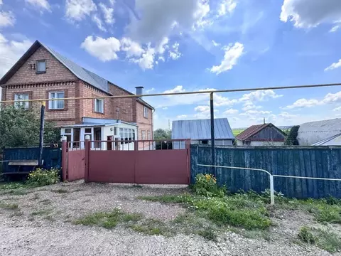 Дом в Башкортостан, Стерлитамакский район, Казадаевский сельсовет, д. ...