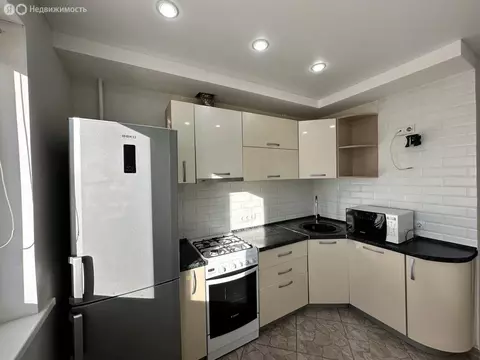 2-комнатная квартира: Верхняя Пышма, Успенский проспект, 58А (48 м)