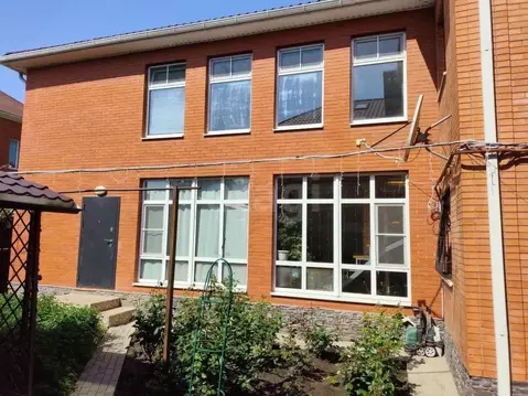 Дом в Ростовская область, Ростов-на-Дону 3-я Семейная ул. (228 м)