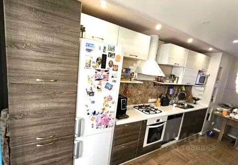 2-к кв. Саратовская область, Энгельс ул. Шурова Гора, 7/2 (57.4 м)