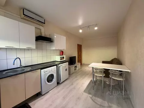 2-к кв. Крым, Ялта ул. Красноармейская, 35 (74.2 м)