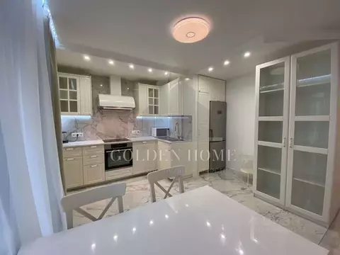 3-к кв. Санкт-Петербург Кременчугская ул., 17к2 (85.0 м)