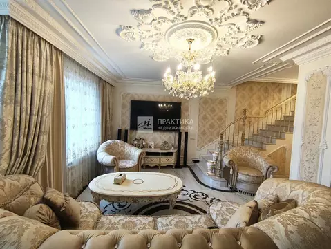 Продается 3-комнатная квартира