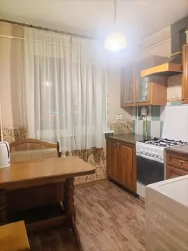 1-к кв. Омская область, Омск Солнечный мкр, ул. Комкова, 3А (30.1 м)