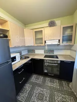 2-к кв. Волгоградская область, Волгоград ул. 8-й Воздушной Армии, 44 ...