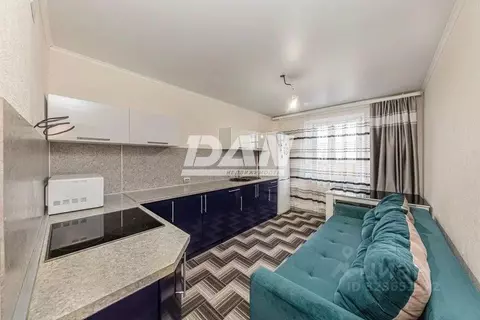 1-к кв. Челябинская область, Челябинск просп. Краснопольский, 19Б ...