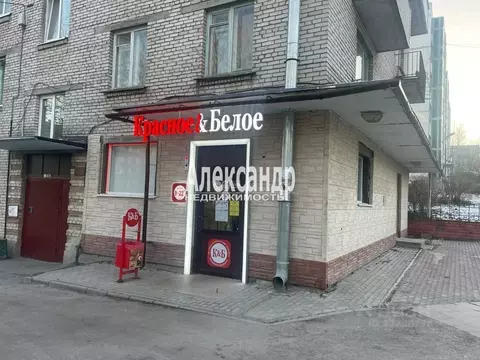 Торговая площадь в Ленинградская область, Приозерский район, Кузнечное ...