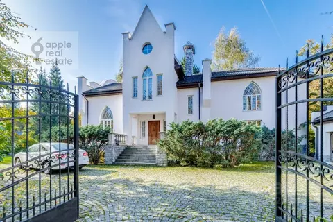 Дом в Московская область, Одинцовский городской округ, с. Жаворонки ...