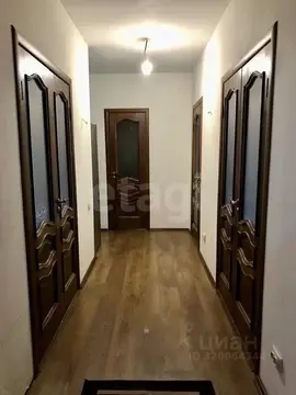 3-к кв. Курская область, Курск Красная пл., 2/4 (70.0 м)