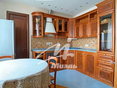 2-к кв. Москва ул. Соловьиная Роща, 8К2 (70.0 м)