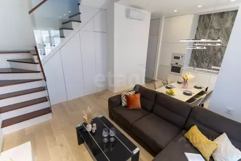 1-к кв. Свердловская область, Екатеринбург ул. Стачек, 62 (145.0 м)