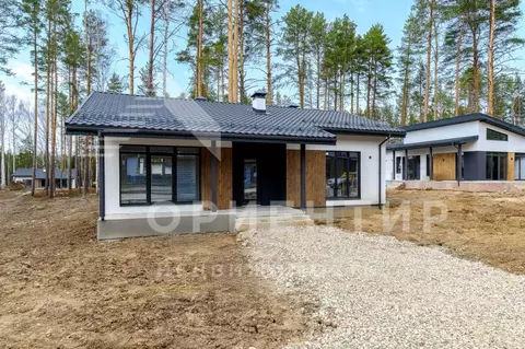 Дом в Свердловская область, Сысертский муниципальный округ, пос. ...