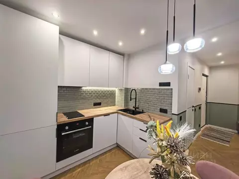 3-к кв. Москва ул. Исаковского, 24К1 (61.0 м)