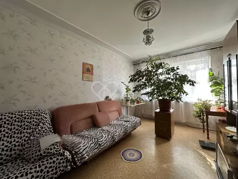 2-к кв. Волгоградская область, Волгоград ул. 8-й Воздушной Армии, 24 ...