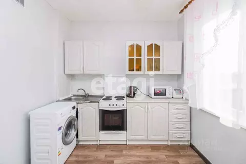 2-к кв. Тюменская область, Тюмень ул. 50 лет Октября, 62Ак2 (59.7 м)