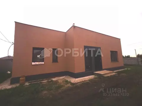 Дом в Тюменская область, Тюменский район, д. Ушакова бул. Центральный ...