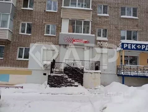 Торговая площадь в Удмуртия, Ижевск ул. Воровского, 143 (74 м)