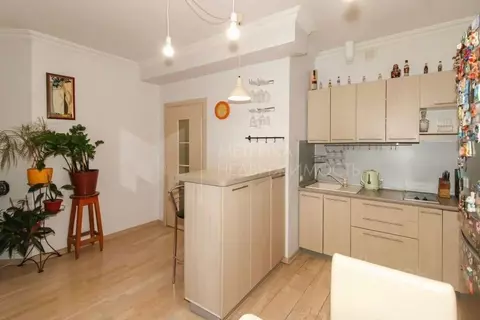 3-к кв. Тюменская область, Тюмень ул. 50 лет ВЛКСМ, 13к1 (72.8 м)