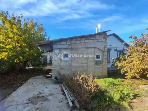 Дом в Крым, Симферопольский район, с. Мирное ул. Степная (80 м)