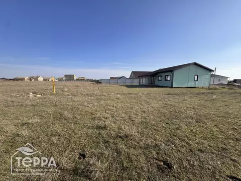 Участок в Крым, Сакский район, с. Суворовское 1 (8.0 сот.)